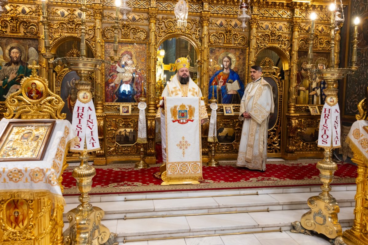 Hirotonie întru diacon la Catedrala Patriarhală din București 361542