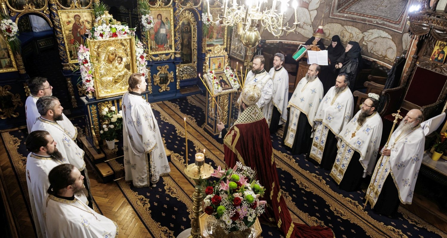 Priveghere la Mănăstirea Durău, în ajunul proclamării locale a canonizării Sfintei Mavra 361596