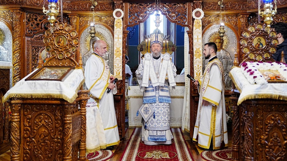 Binecuvântare arhierească pentru comunitatea oraşului Cisnădie  361613
