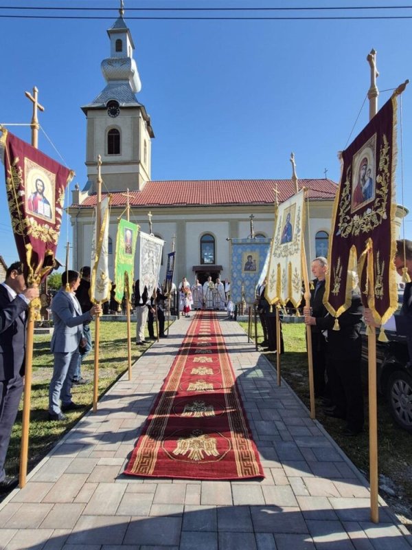 Binecuvântare la Parohia Țela din județul Arad 361730