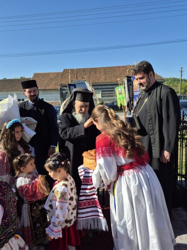 Binecuvântare la Parohia Țela din județul Arad 361731
