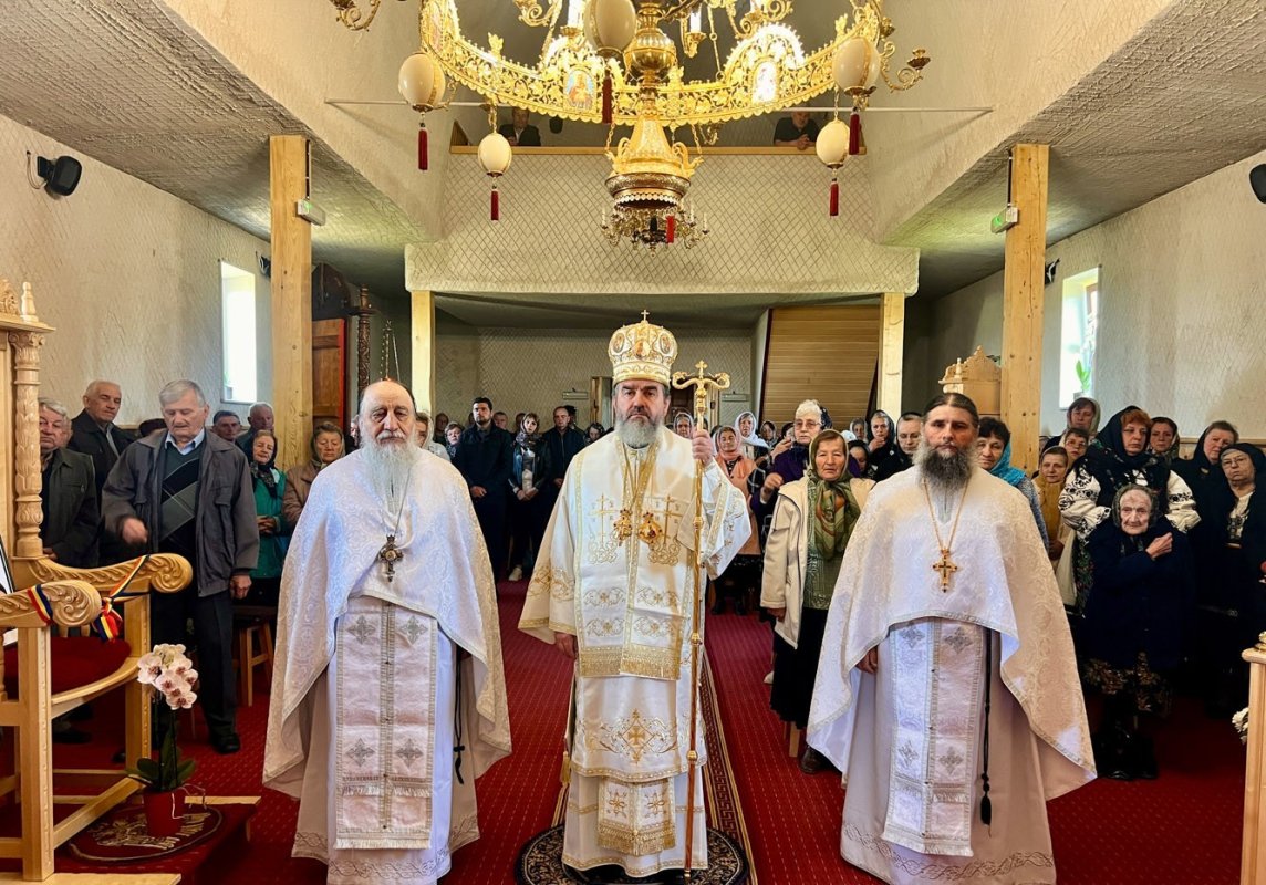 Slujiri arhiereşti în Episcopia Devei şi Hunedoarei 361709
