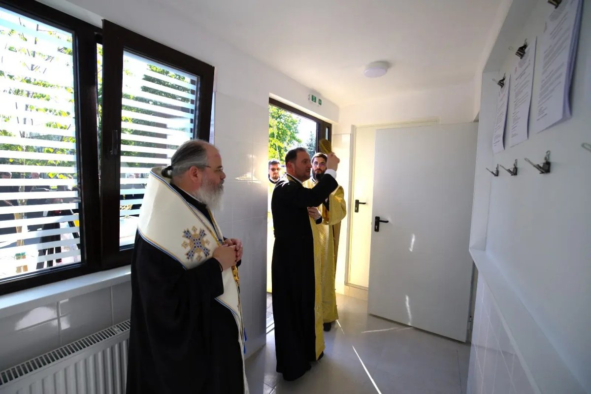 Adunarea Generală a Federației Filantropia la Huși 361834
