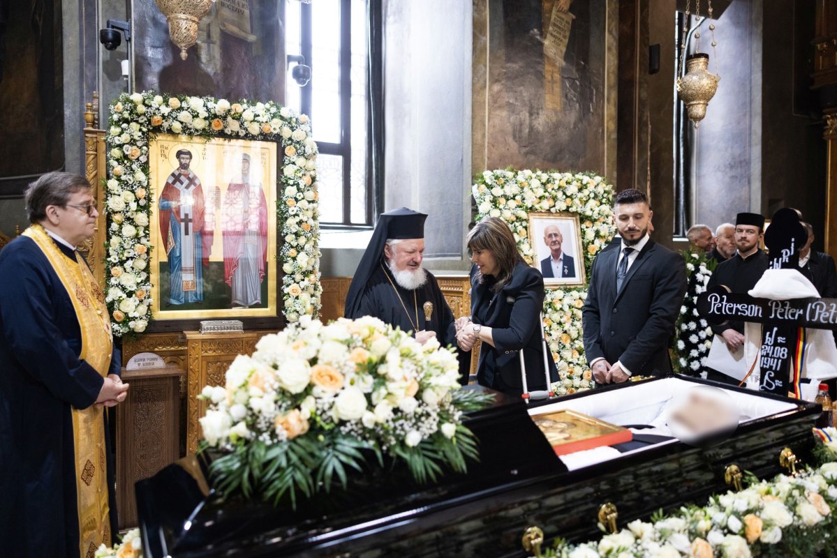 Înmormântarea unui colecționar iubitor de artă bisericească 362119