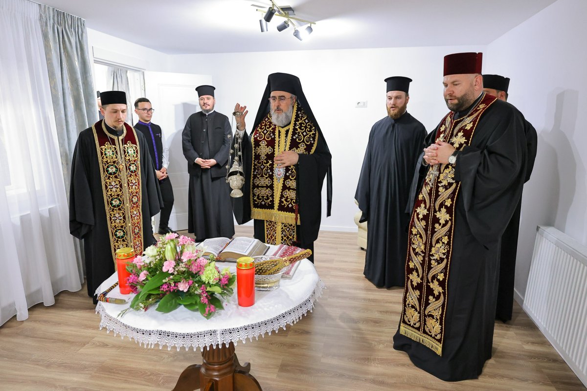 Momente de rugăciune și binecuvântare în parohii vrâncene 362358