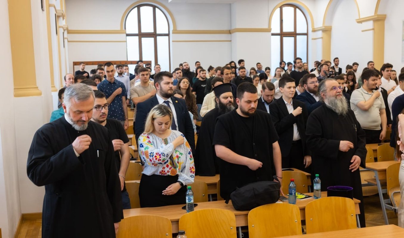 Conferință susținută de Episcopul Sălajului la București 362503