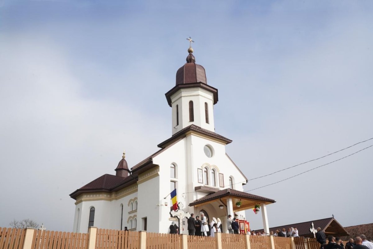  Târnosirea bisericii din Parohia Ercea, Mureș 362443