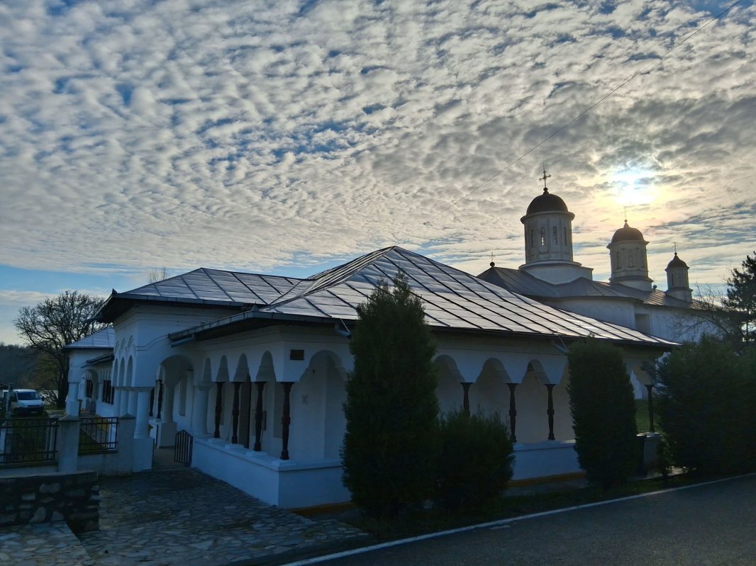 Părintele Ioan cel Străin, inedit 362522