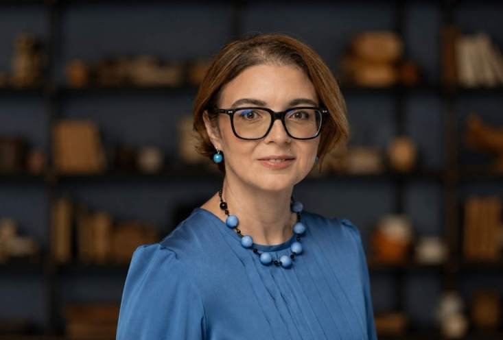 POEZIE: Simona Gemeneanu  362646