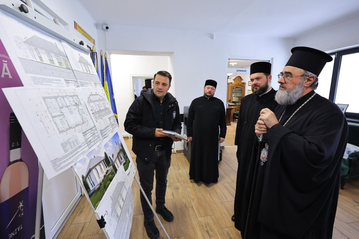 Trei familii sinistrate vor avea case noi prin grija Eparhiei Buzăului și Vrancei 362688