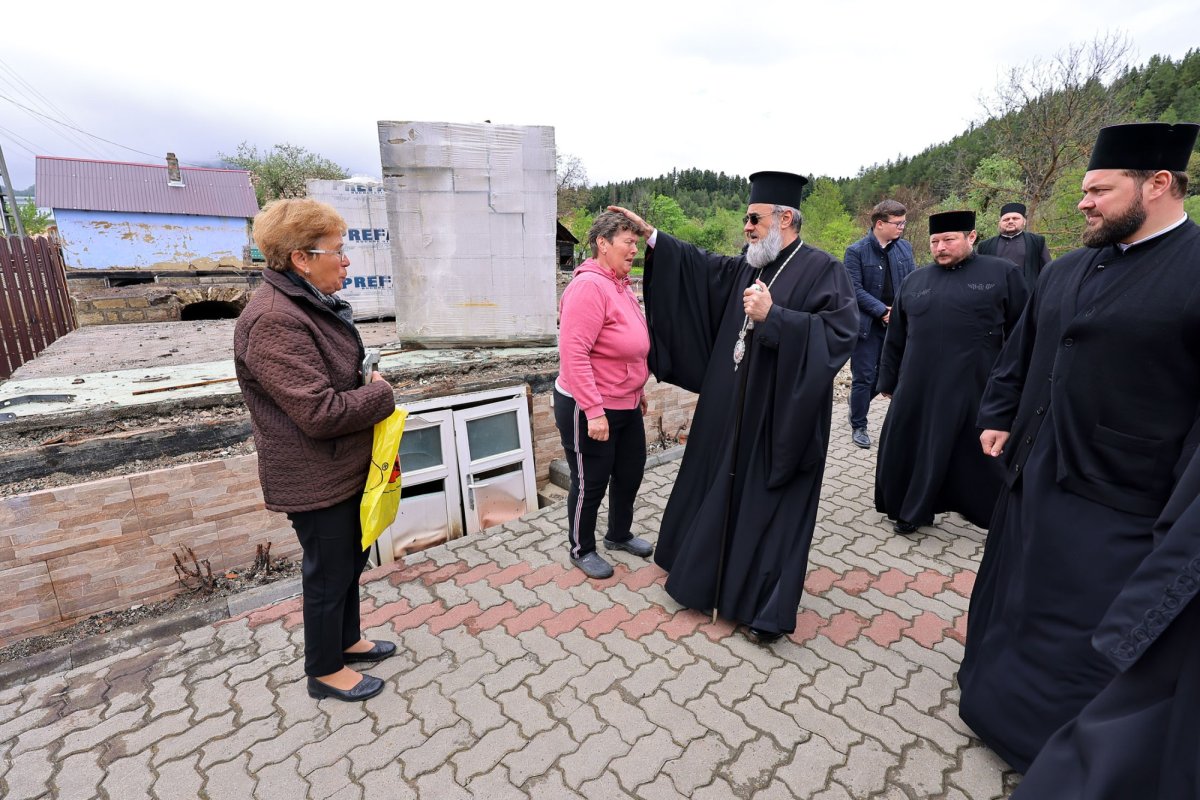 Trei familii sinistrate vor avea case noi prin grija Eparhiei Buzăului și Vrancei 362690