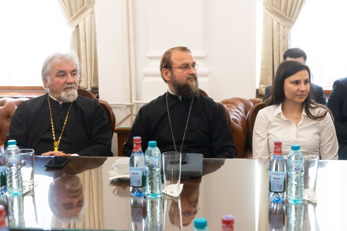 Oaspeți de la CMB la Facultatea de Teologie Ortodoxă din București 362886