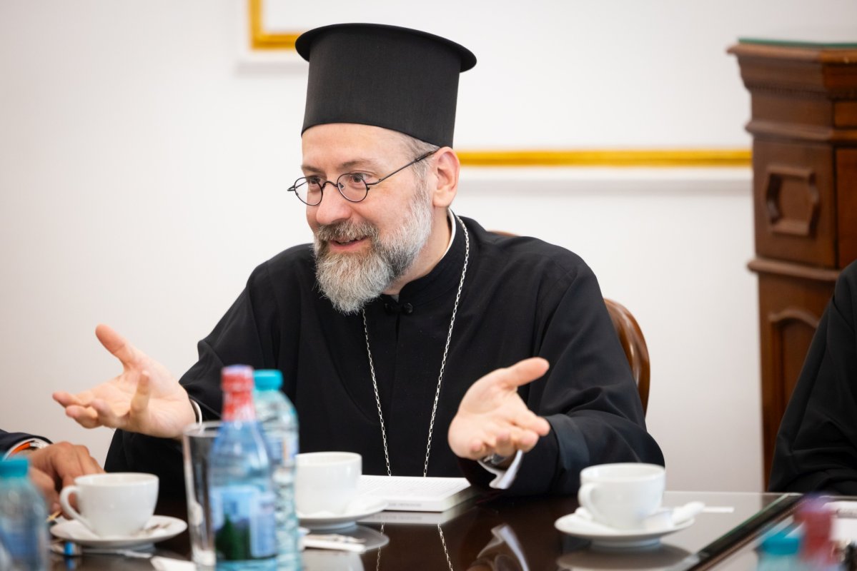 Oaspeți de la CMB la Facultatea de Teologie Ortodoxă din București 362891