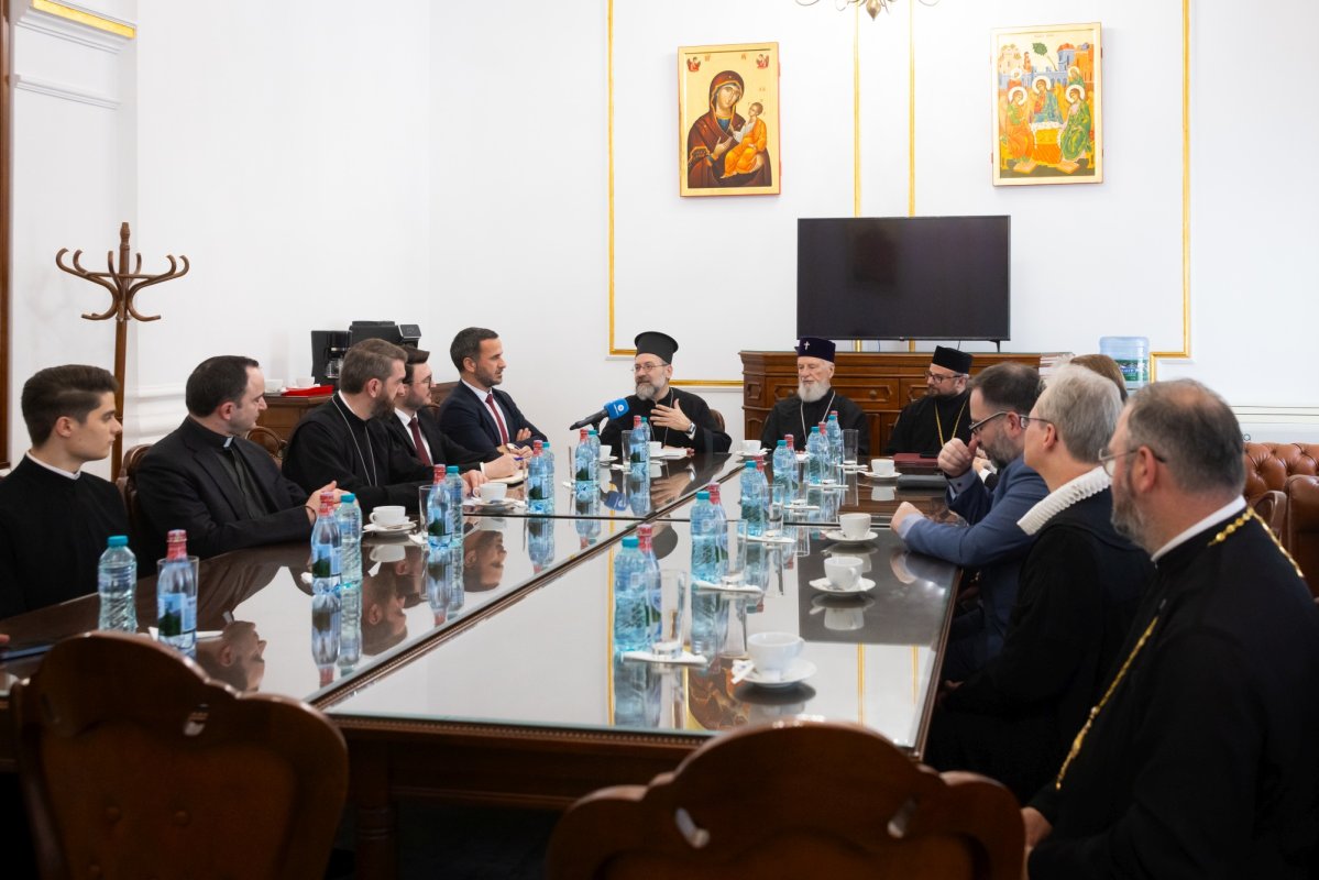 Oaspeți de la CMB la Facultatea de Teologie Ortodoxă din București 362893