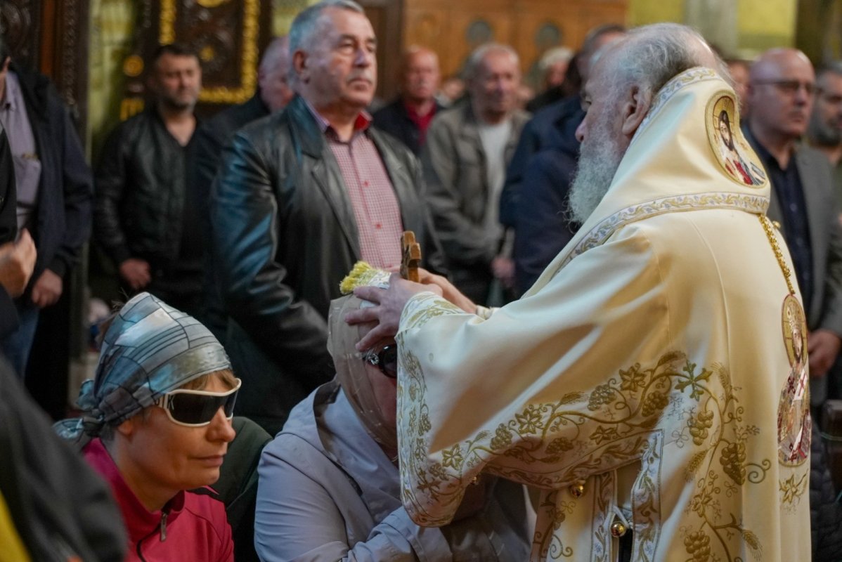 Un nevăzător în slujba altor nevăzători 362712