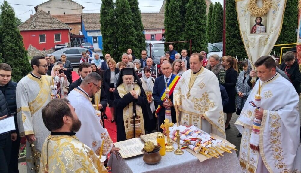Binecuvântare de lucrări la biserica ortodoxă din Zădăreni 363022