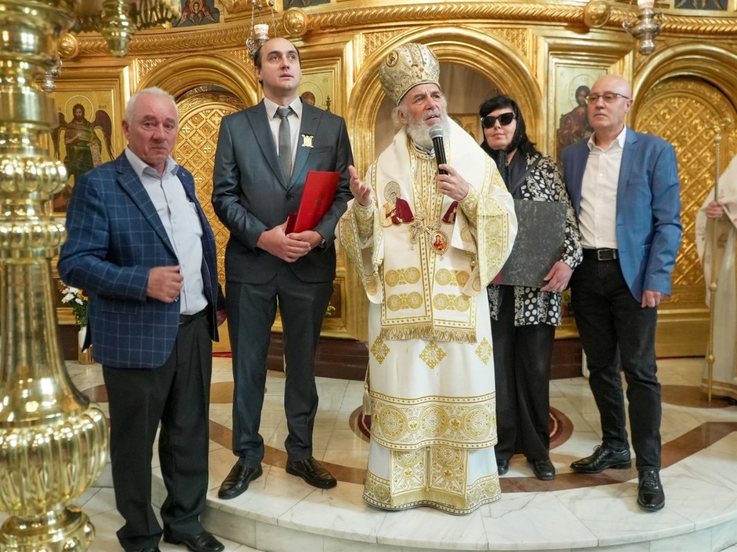 Expoziție și tradiție filantropică pentru nevăzători la Galați 363034