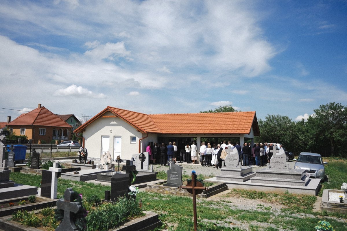 Sfințire de capelă mortuară în Parohia Vârșolț, Sălaj 363195