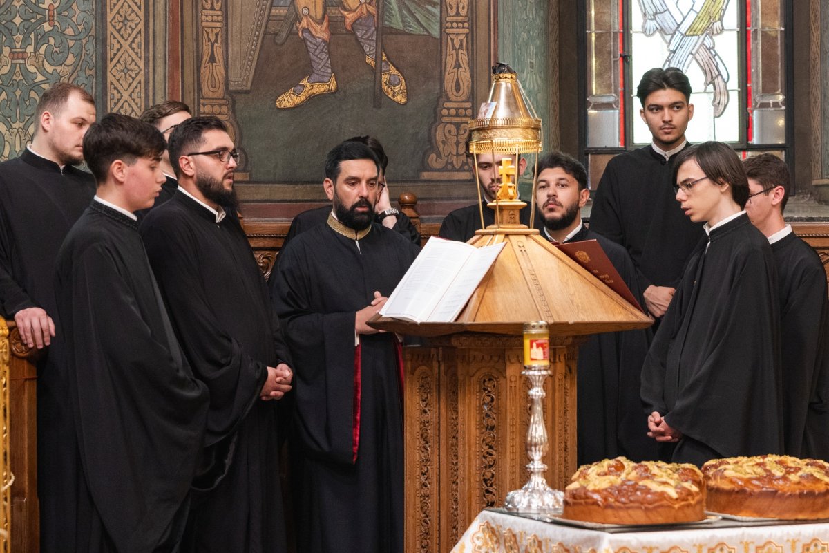 Slujba Privegherii în cinstea a două mari sărbători la Catedrala Patriarhală 363359