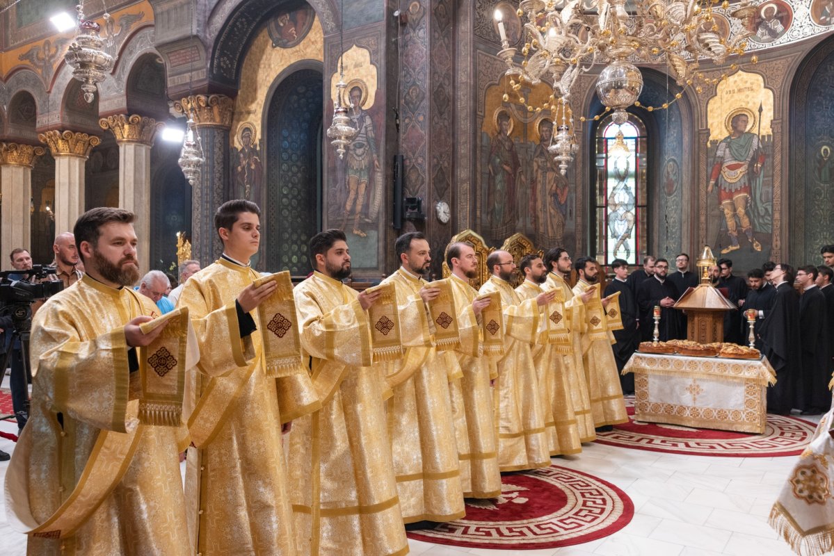 Slujba Privegherii în cinstea a două mari sărbători la Catedrala Patriarhală 363360
