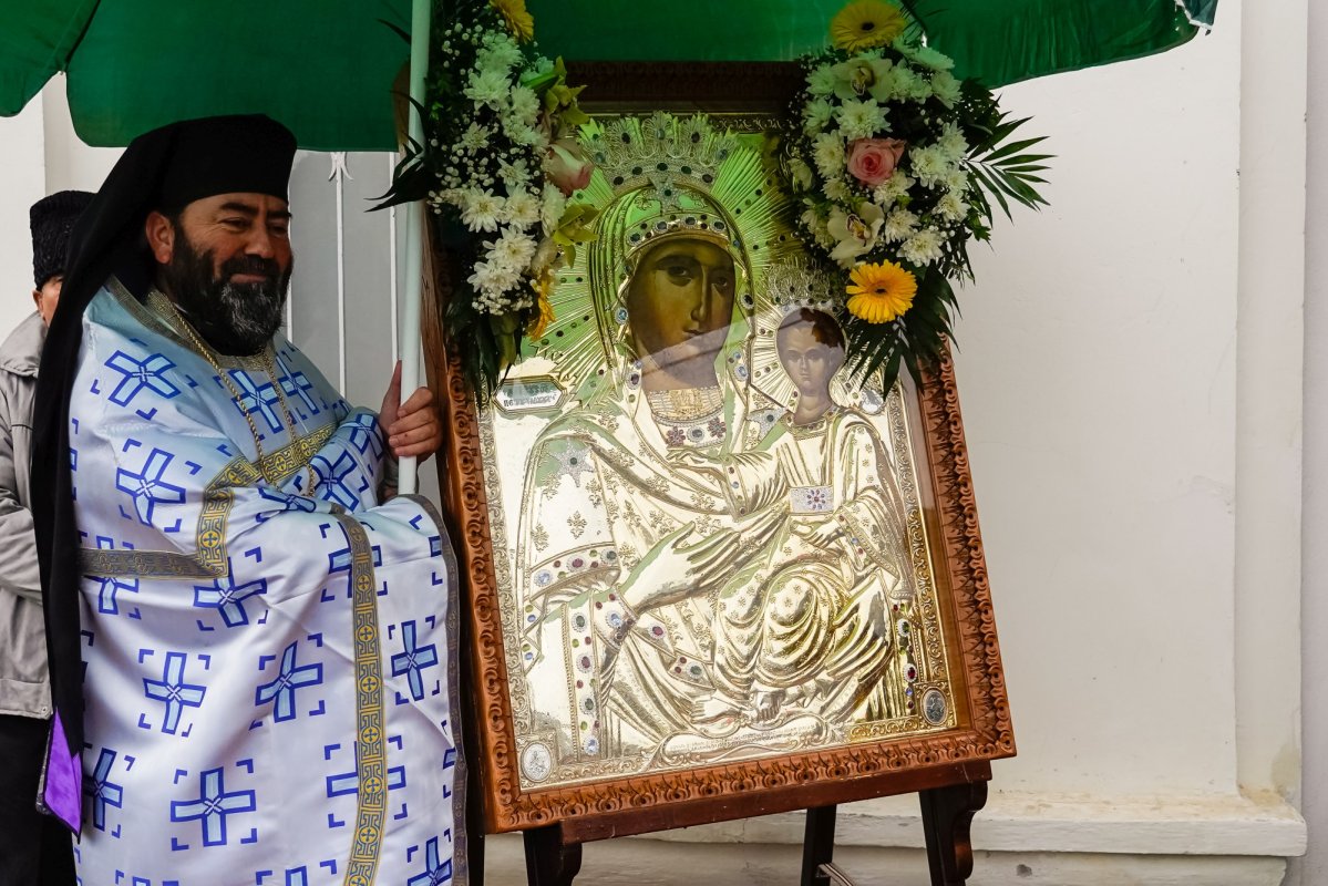 Hramul istoric al Mănăstirii Neamț, sărbătorit de praznicul Înălțării Domnului 363417