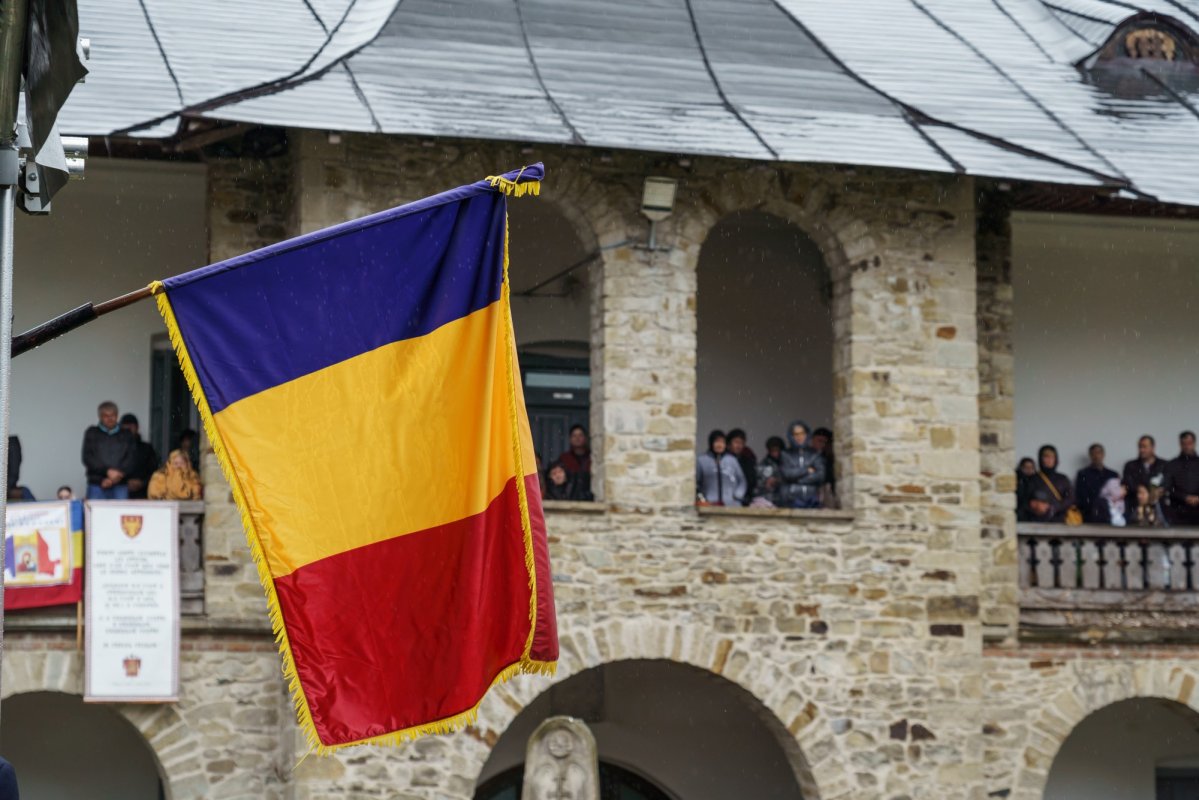 Hramul istoric al Mănăstirii Neamț, sărbătorit de praznicul Înălțării Domnului 363428