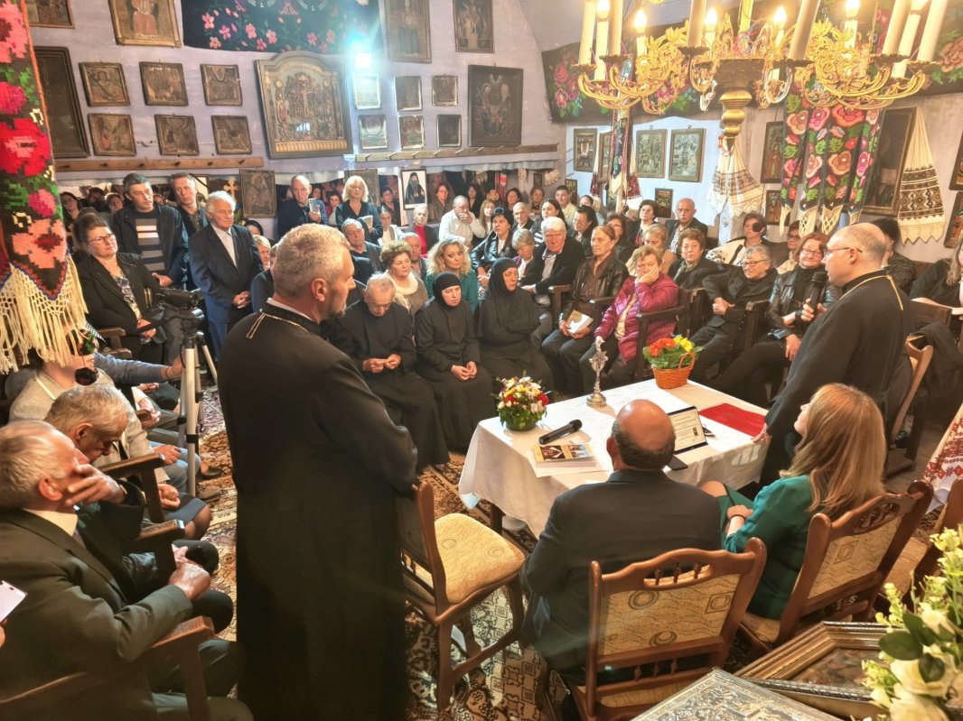 Lansare de carte în Parohia Curechiu, Hunedoara 363399