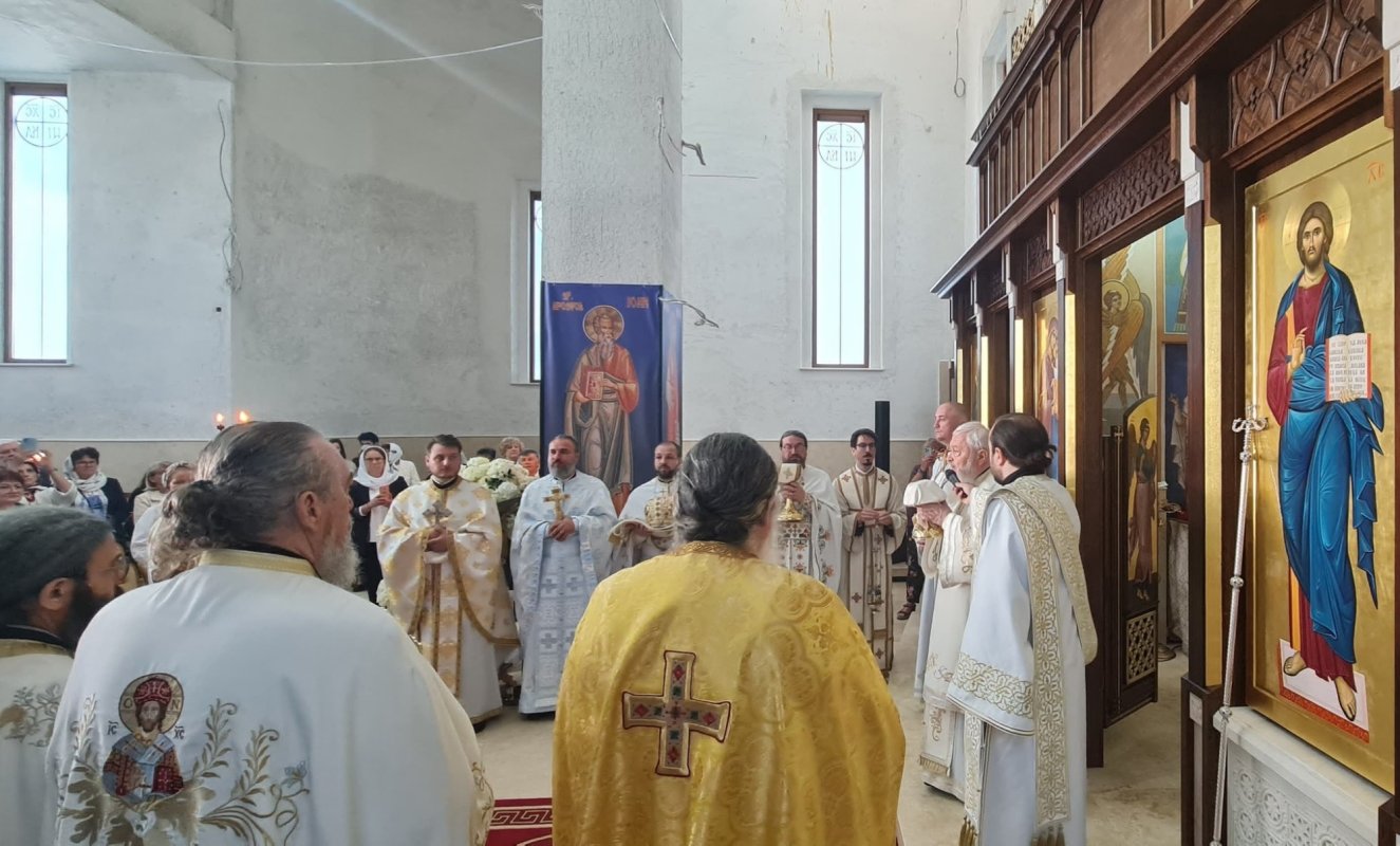 Hramul Parohiei Ortodoxe Române din Nisa, Franța 363557