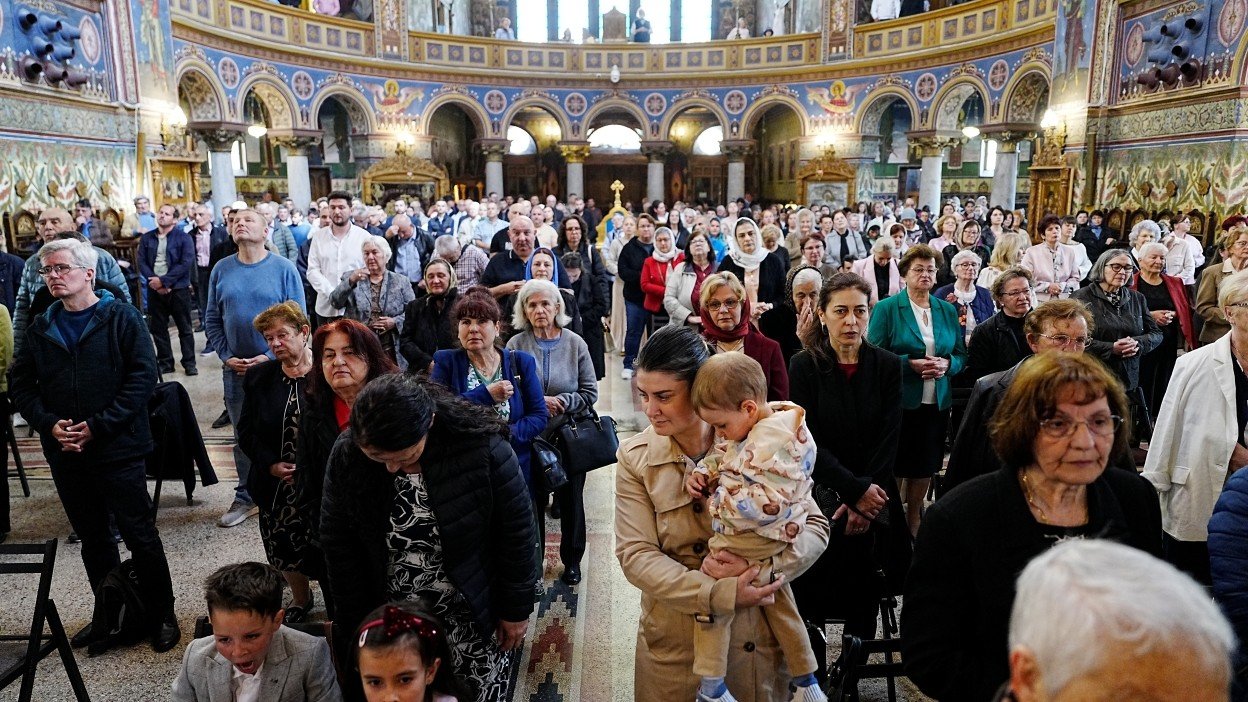 Zi de dublă sărbătoare la Catedrala Mitropolitană din Sibiu 363553