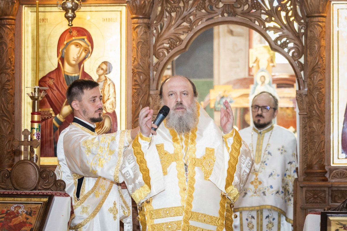 Moment de bucurie pentru o parohie din Capitală 363713