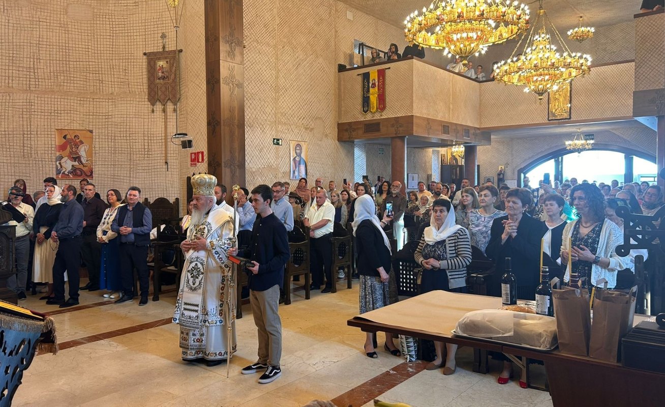 Sărbătoare în comunitatea ortodoxă română din Alcalá de Henares, Spania 363847