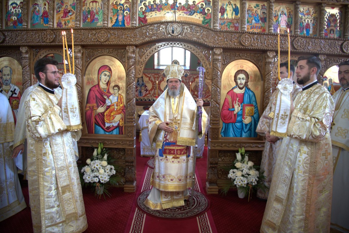 Vizită pastorală în Parohia Șerghiș, Protopopiatul Oradea 363851