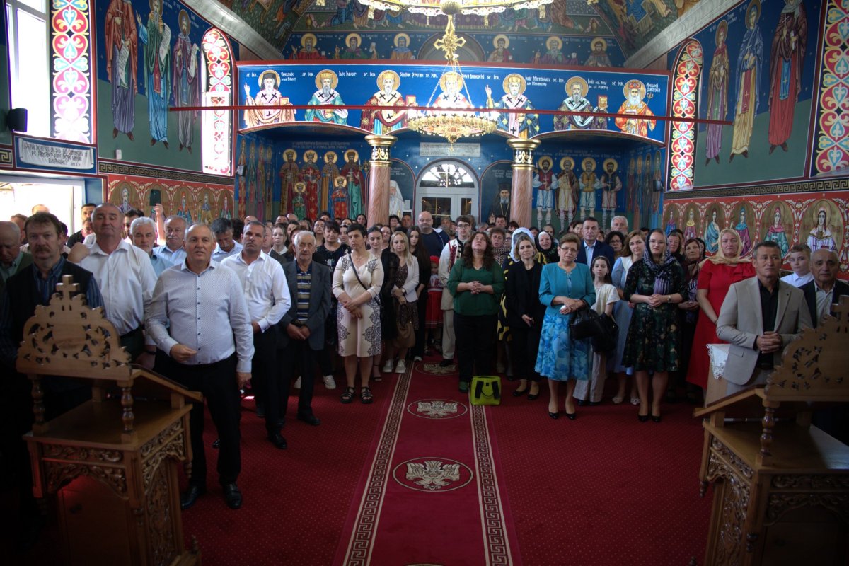 Vizită pastorală în Parohia Șerghiș, Protopopiatul Oradea 363852