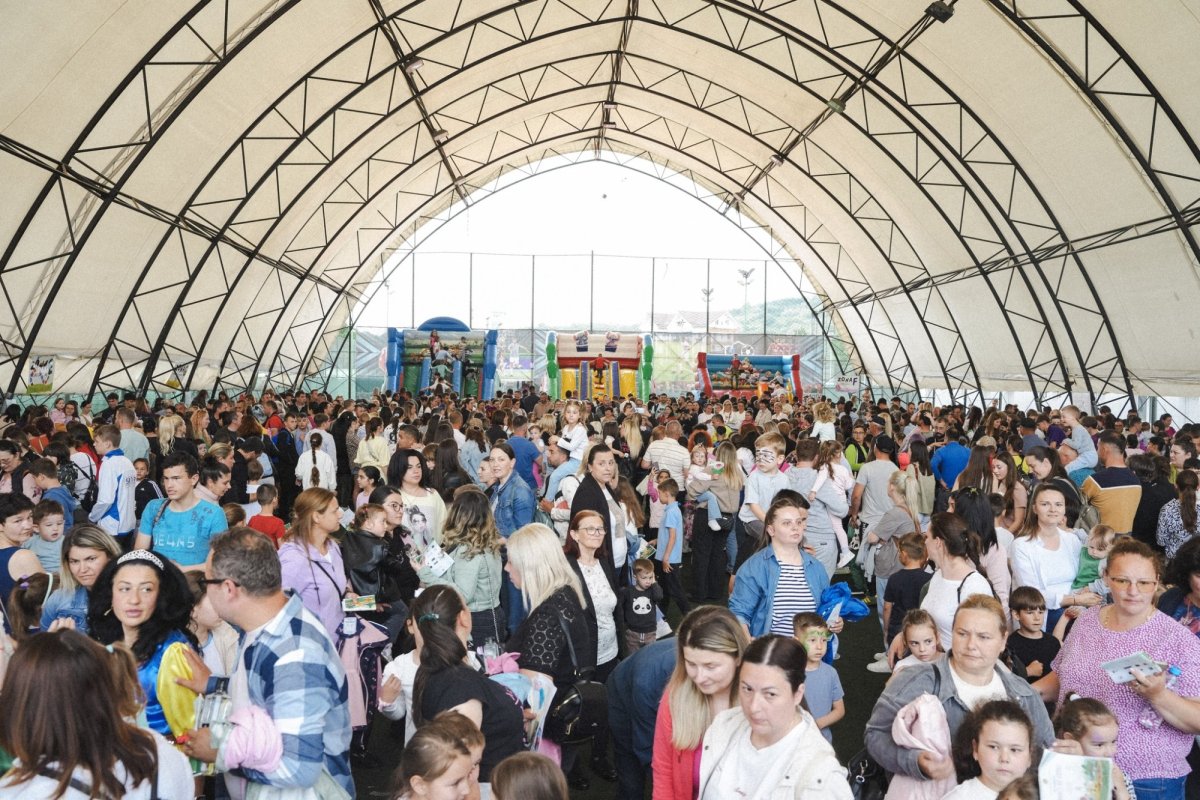 1.500 de copii la ediția a II‑a a Festivalului „Zâmbet de copil”, la Zalău 363967