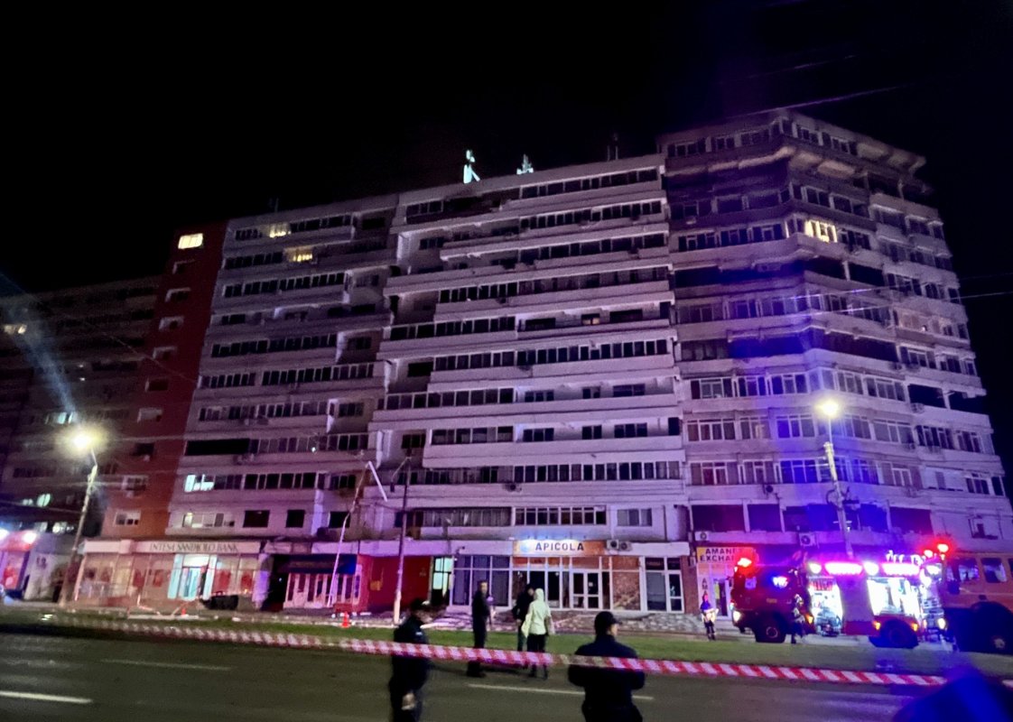Rugăciune și solidaritate pentru persoanele afectate în urma incidentului provocat de prăbușirea unei drone în municipiul Galați 364191