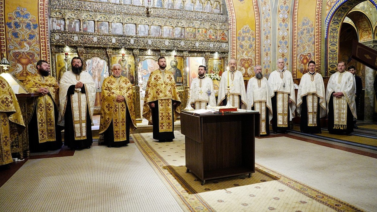 Şedinţă de constituire a noii Adunări eparhiale a Arhiepiscopiei Sibiului 364157