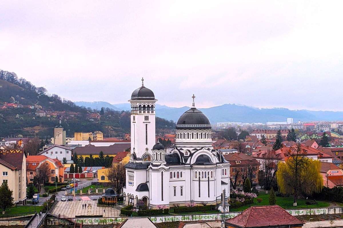 Biserica „Sfânta Treime”, nestemata coroanei de minuni a bătrânei Sighişoare 363622