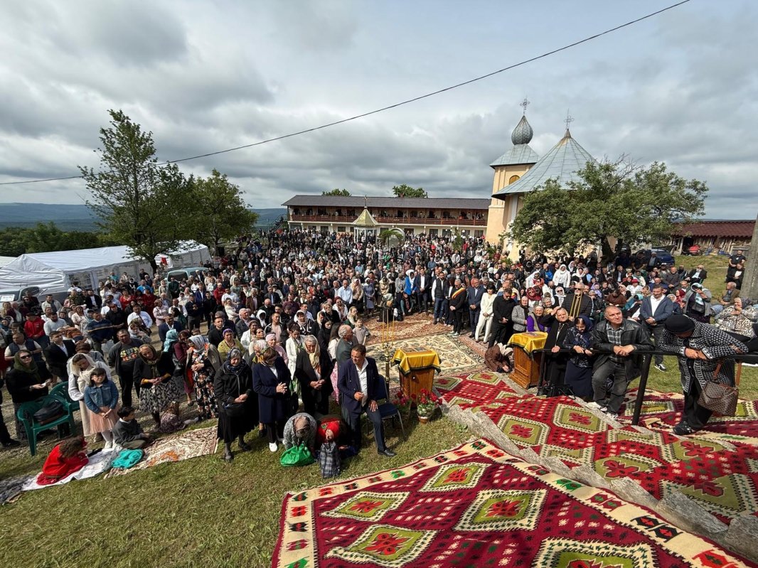 Hramul Mănăstirii Balș din județul Botoșani 364428