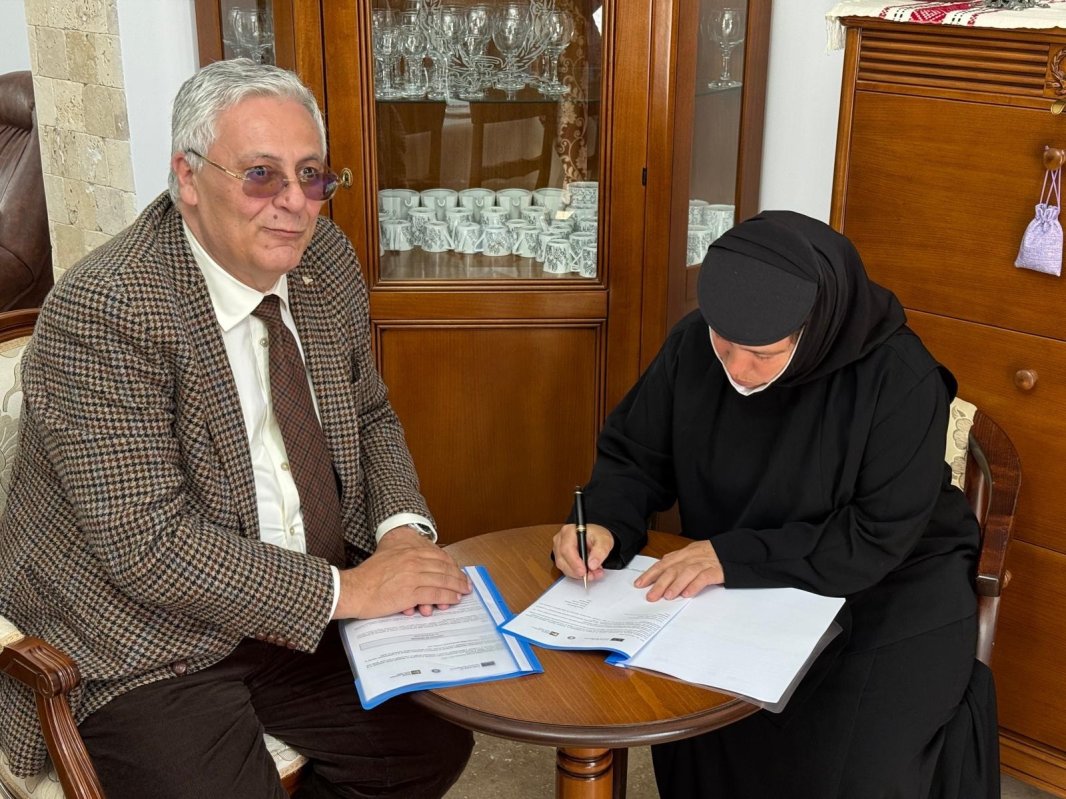 Două contracte pentru restaurarea patrimoniului monahal prahovean 364596