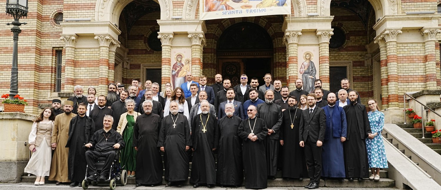 Întâlnire de 10 de ani la Facultatea de Teologie Ortodoxă din Sibiu 364608