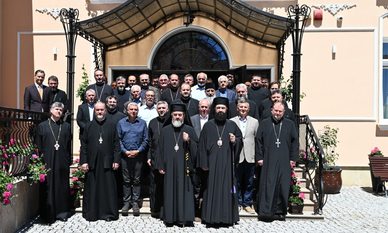 Ședința de constituire a Adunării eparhiale a Episcopiei Devei și Hunedoarei 364543