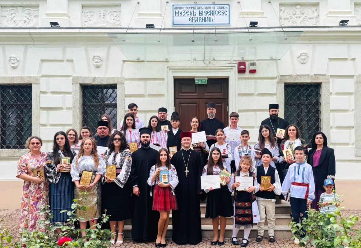Premierea tinerilor misionari din Arhiepiscopia Buzăului și Vrancei 364650
