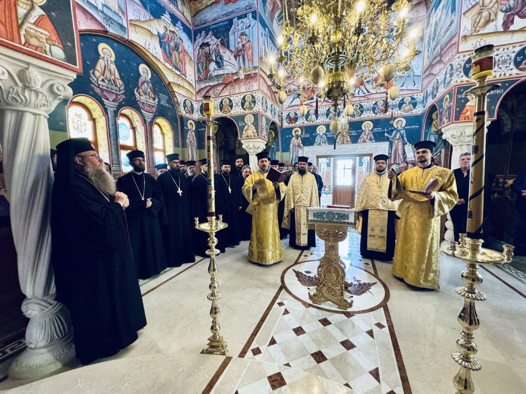 Şedinţa de constituire a Adunării eparhiale a Episcopiei Covasnei și Harghitei 364636