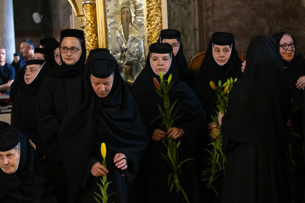 Slujba Privegherii  în cinstea a două noi sfinte cuvioase 364769