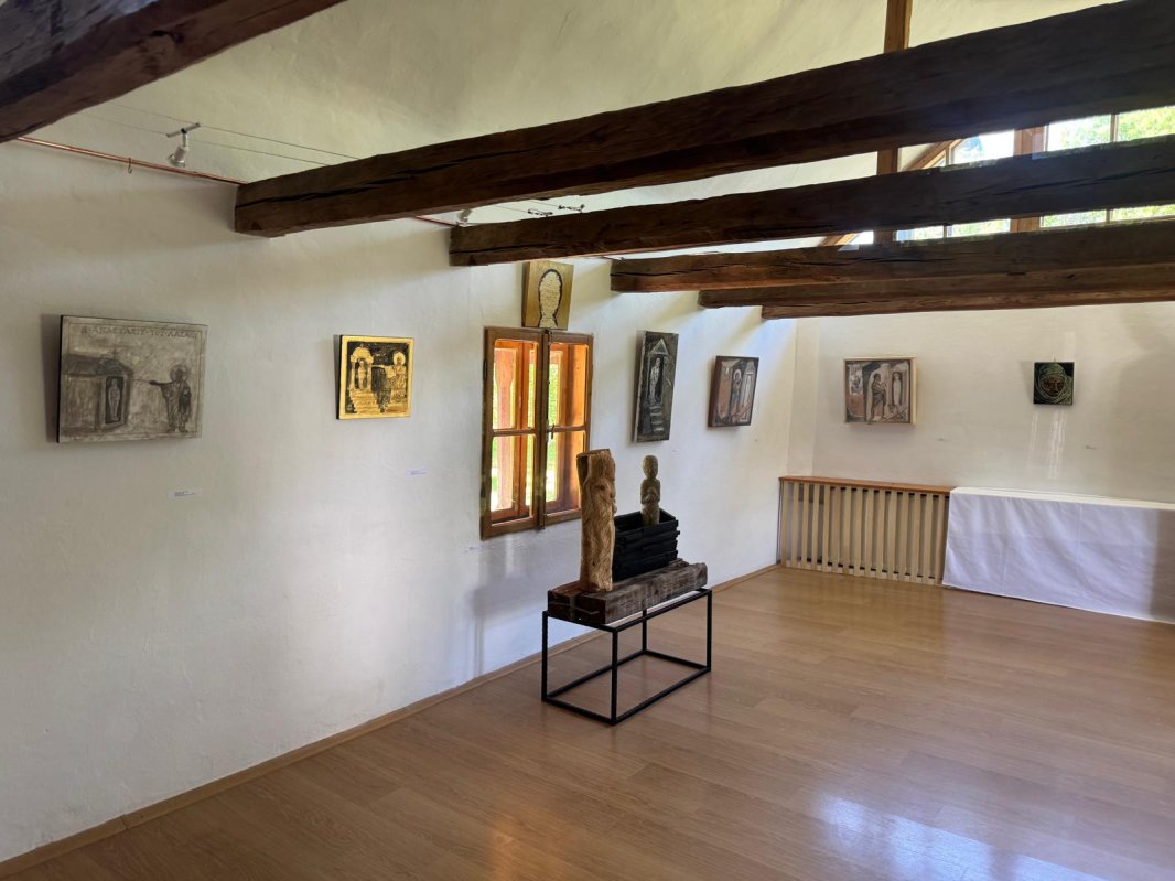 Expoziție inedită la Parohia „Sfântul Nicolae” din municipiul Câmpina, județul Prahova 364892