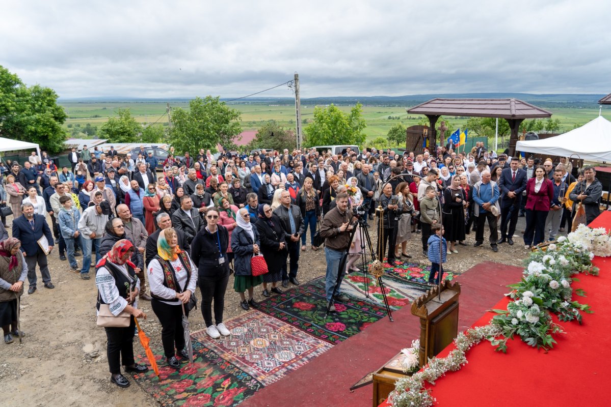 Sfințirea bisericii cimitirului de la Chiperești 364942