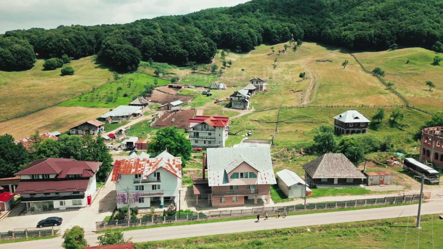 Valea Plopului, o insulă a speranţei  pentru copiii fără şanse 364209