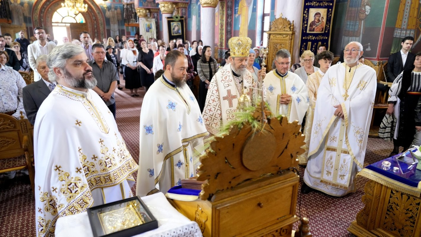 Binecuvântare arhierească adusă parohiei sibiene de pe Calea Poplăcii 365020