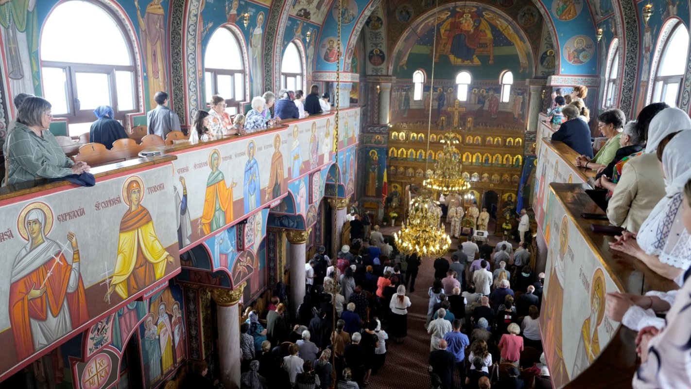 Binecuvântare arhierească adusă parohiei sibiene de pe Calea Poplăcii 365026