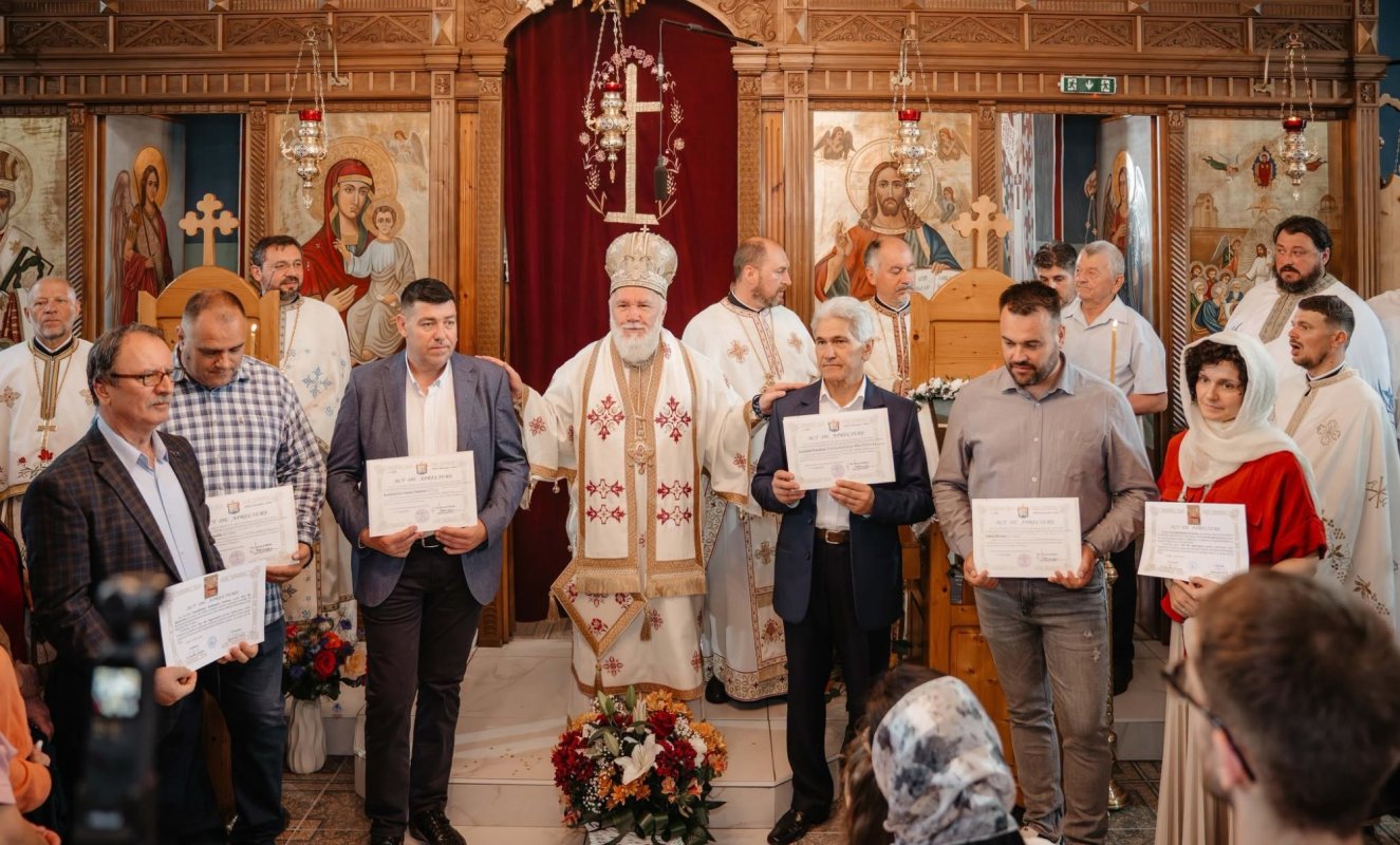 Sfințirea picturii Bisericii „Adormirea Maicii Domnului” din Tulcea 365069